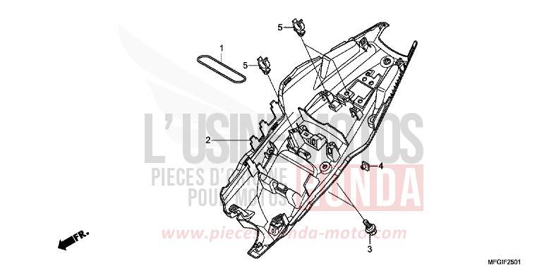 GARDE-BOUE ARRIERE (2) de Hornet ABS PEARL COOL WHITE (NHA16) de 2012